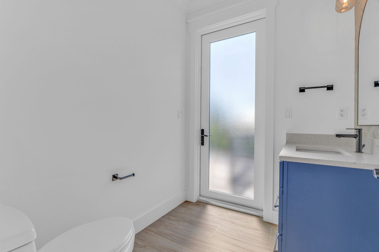 17210 Angelfish Lane