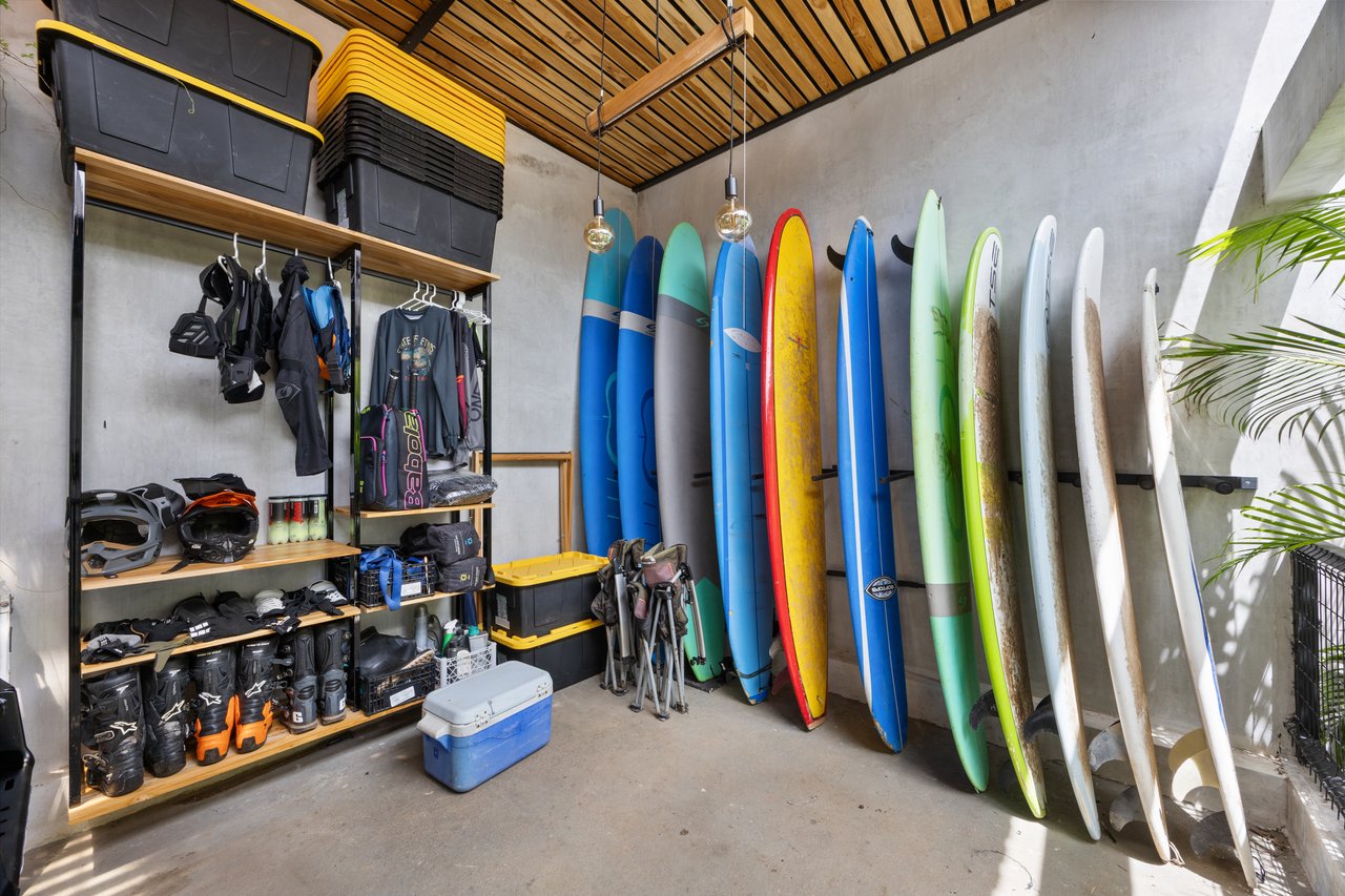 Villa Stipanov | Modern Tropical Luxury Just 5 Minutes from Tamarindo