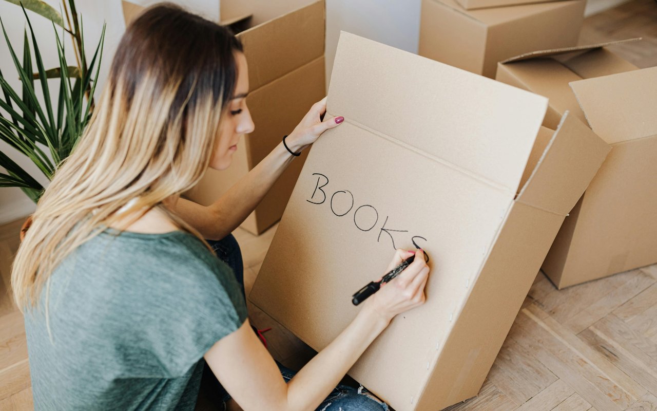 The 7-Step Decluttering Guide To Organizing Your Home This New Year