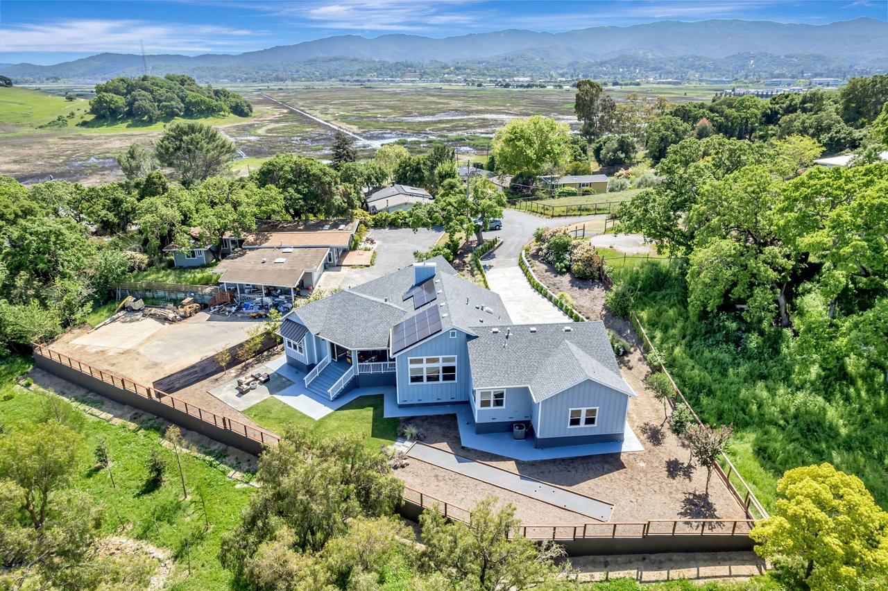 12 Rose Ct Novato