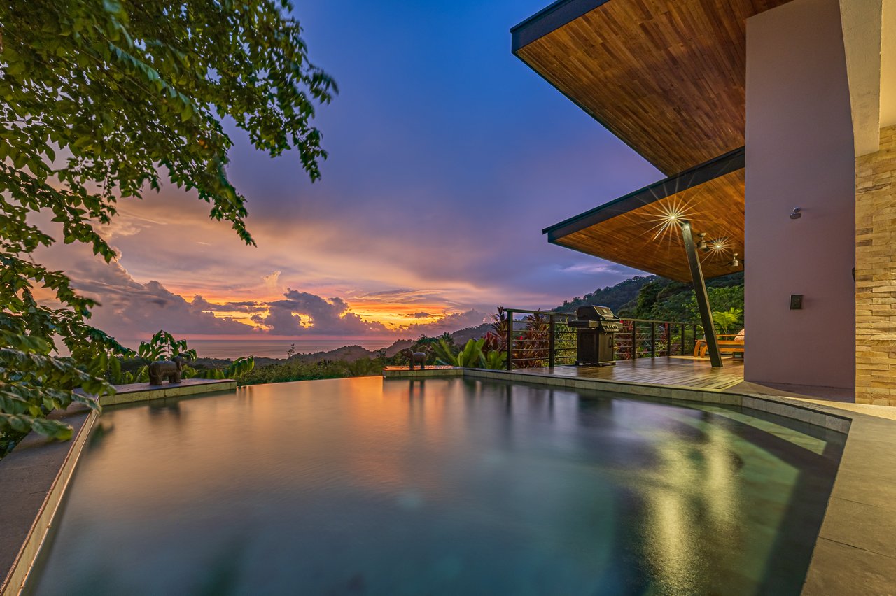 Casa Markissa – Luxury Oceanview Villa with Proven Rental Income.