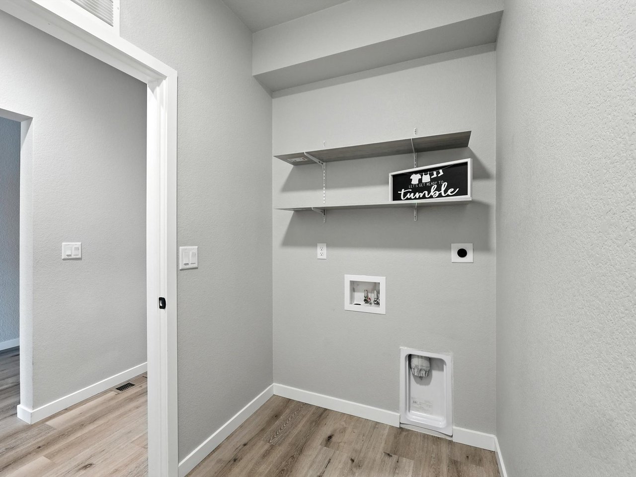 411 Indian Grass Street