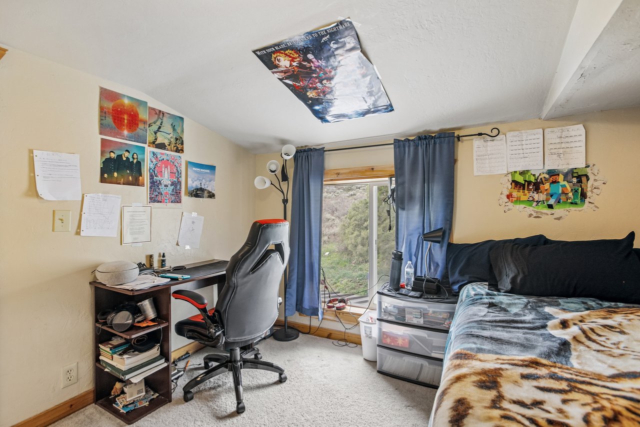 1538 Country Cir