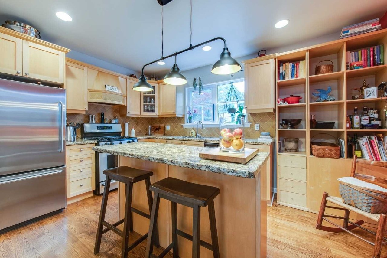 18 Wirral Ct
