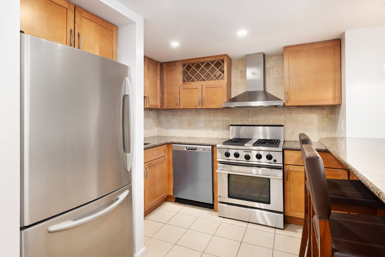 24 East 7th Street, 6C