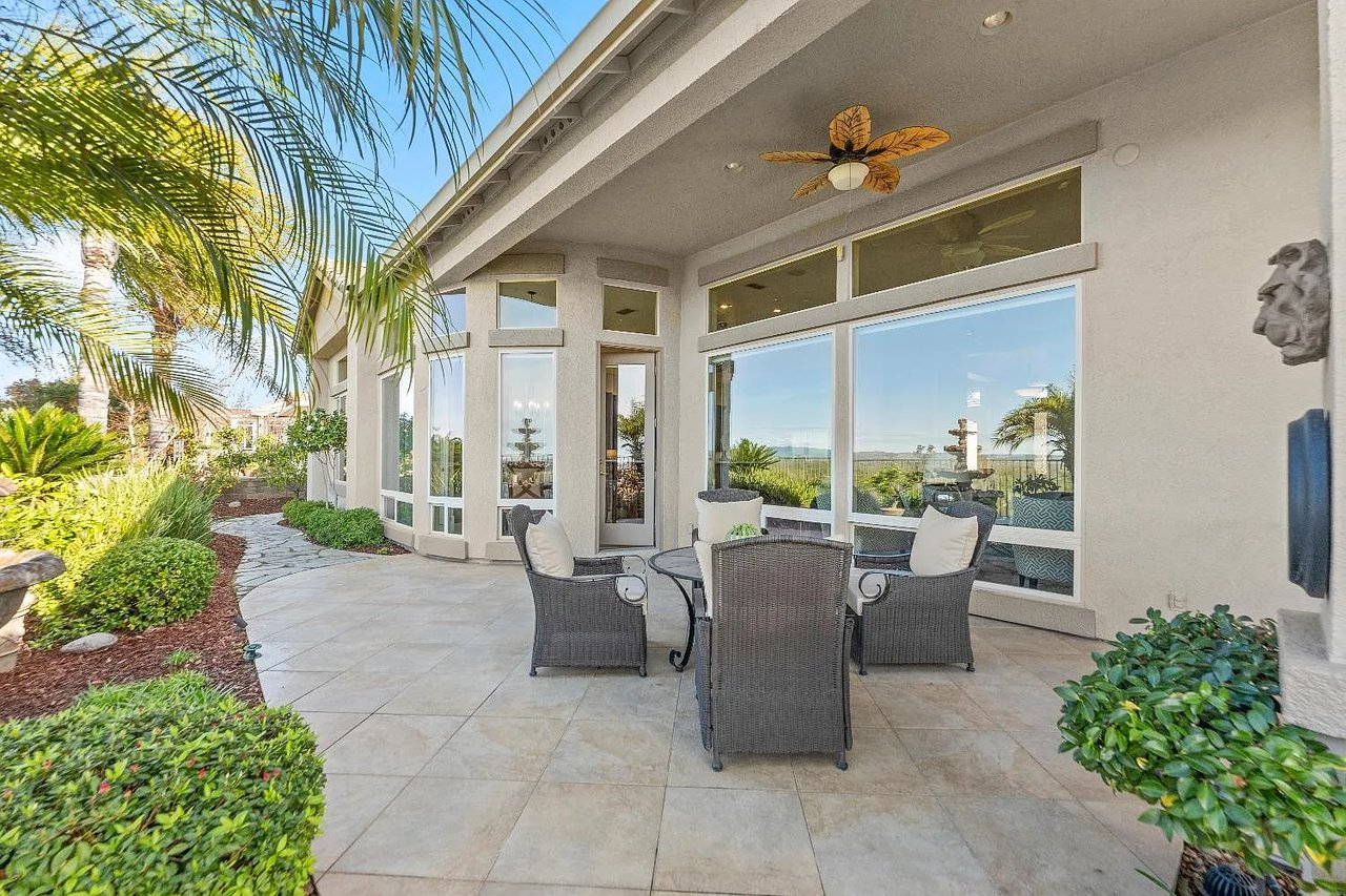 2280 Hidden Hills Ln