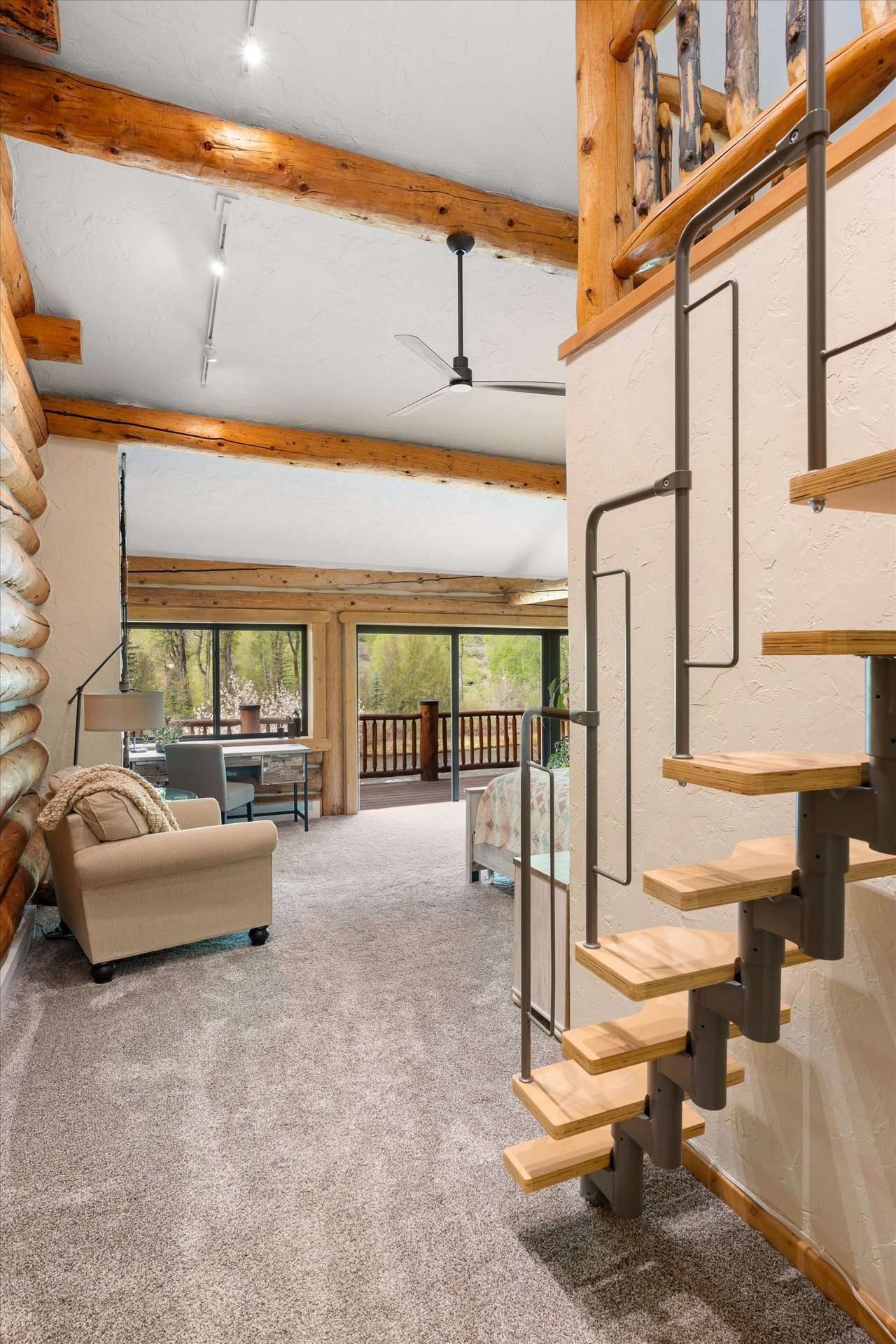 2134 Lower River