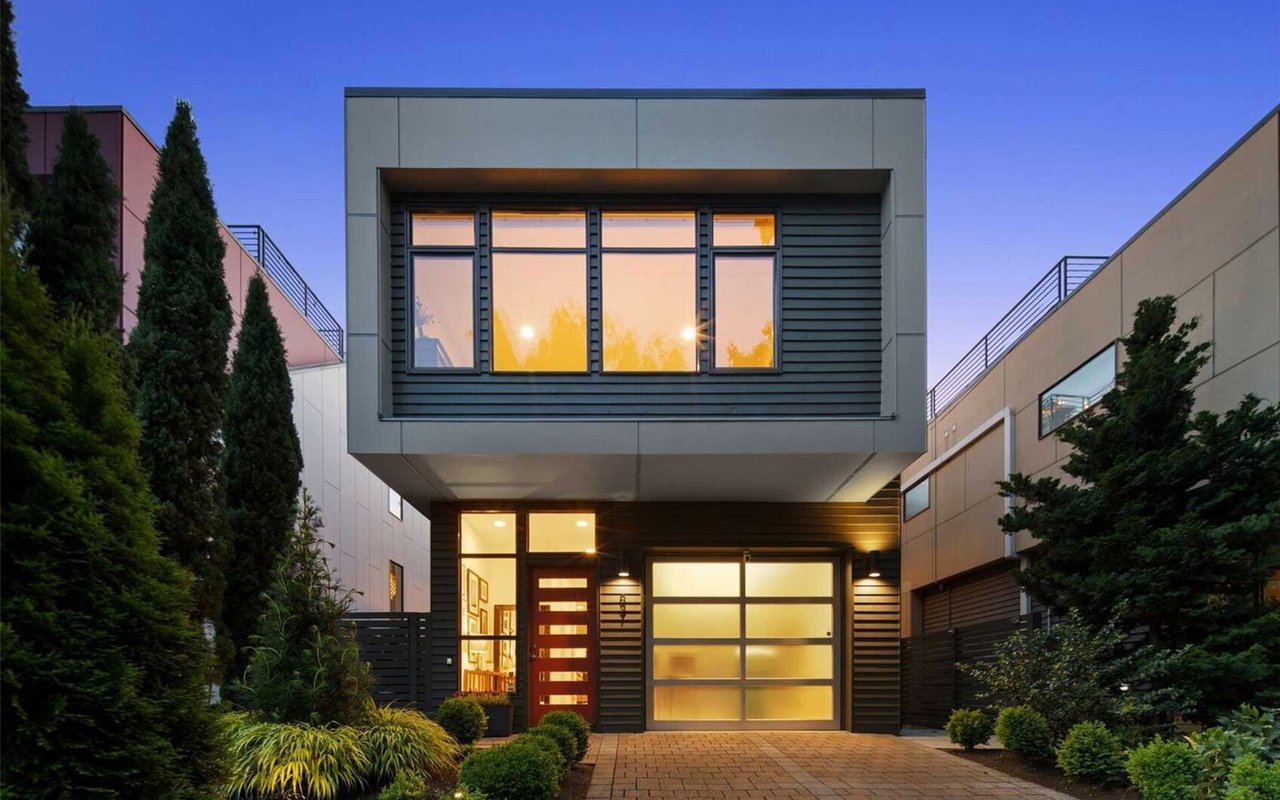 Modern Luxury in Madrona