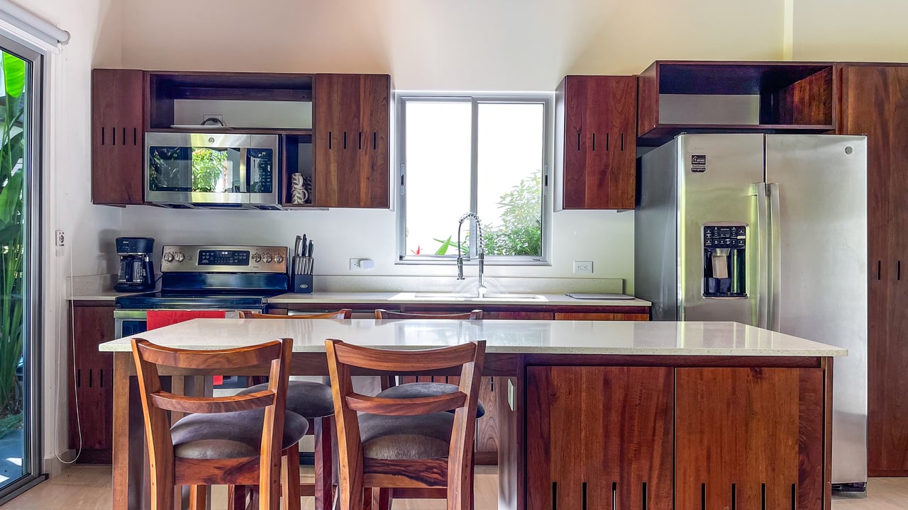Gorgeous 2 Bedroom Villa with Mountain View