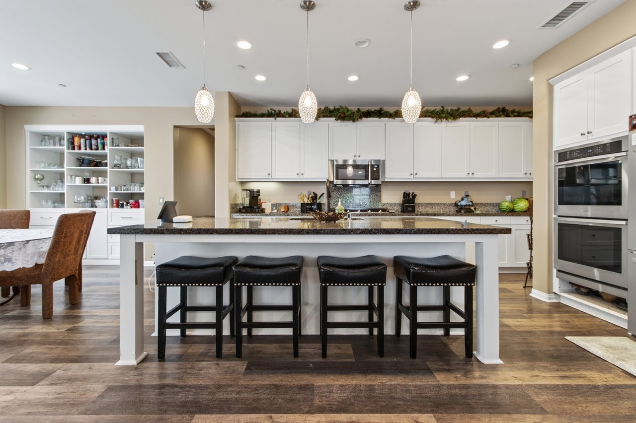 27867 Huron Ct