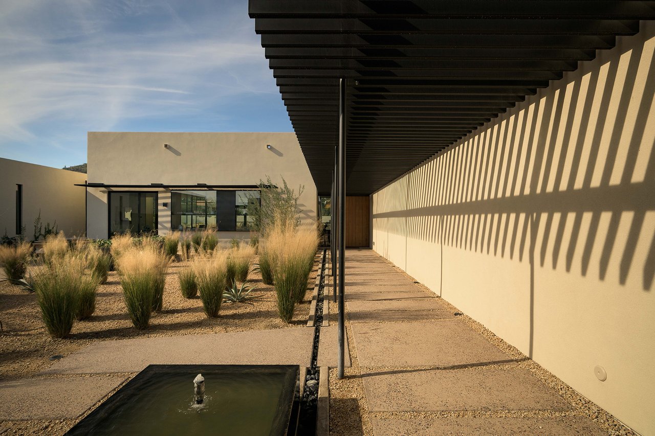 5287 N INVERGORDON Road