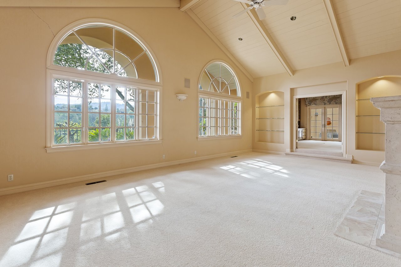 6 Tappan Lane