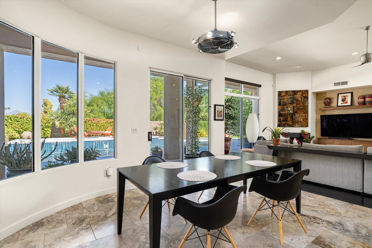 7124 E FOOTHILL Drive