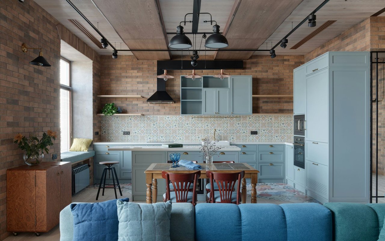 Funky Vintage Transformation, Svenska Blue Chalk Paint