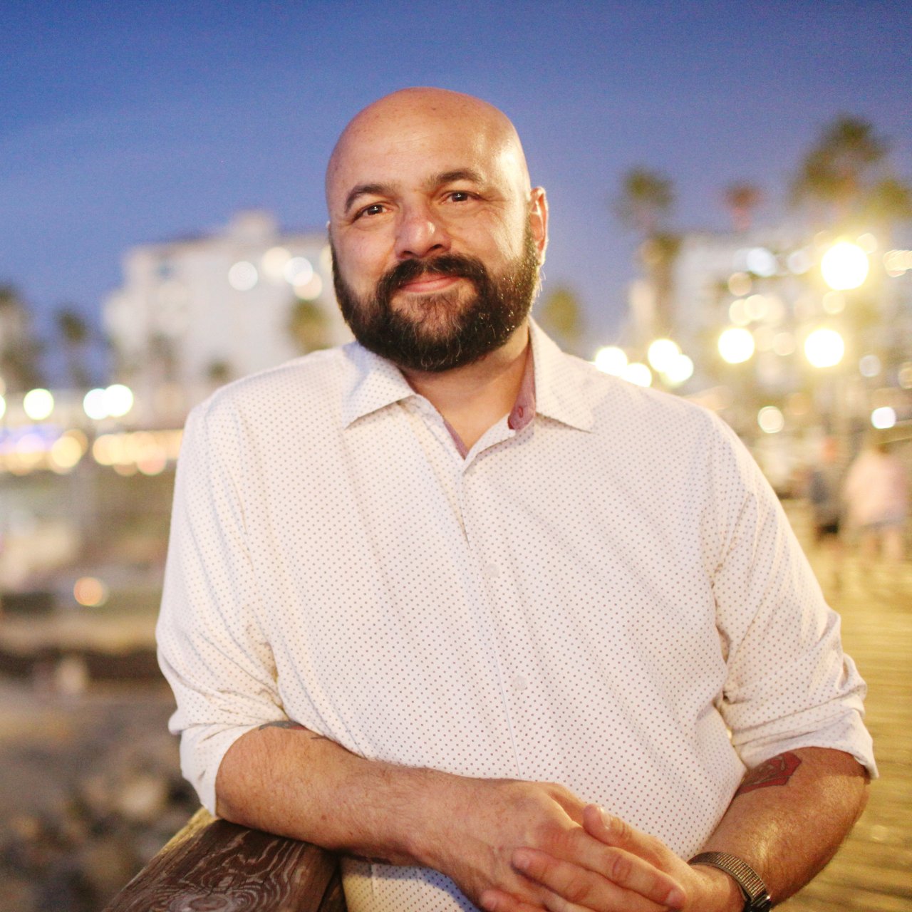 Oceanside Real Estate Agent Joey Aszterbaum on the pier at night