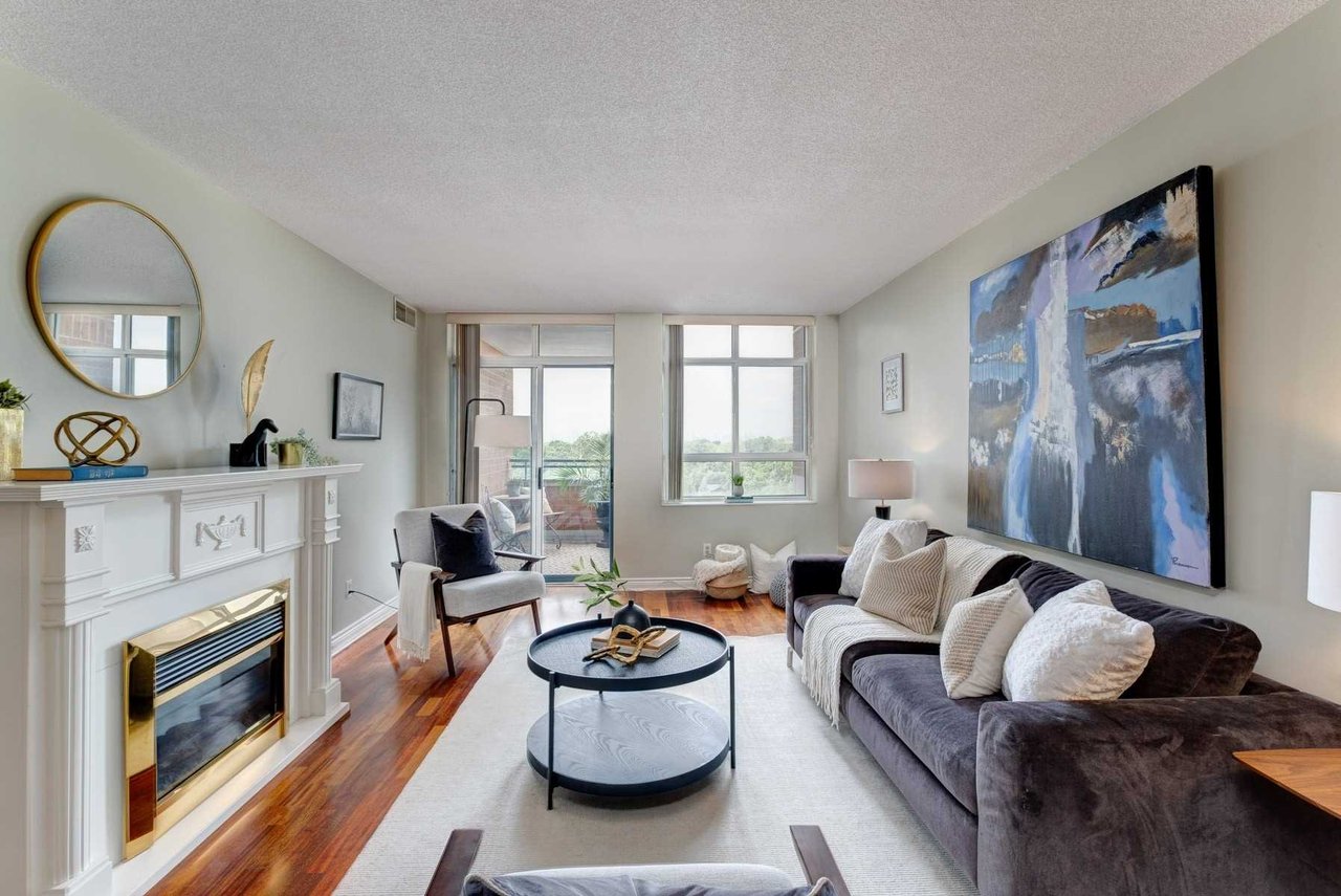 1093 Kingston Rd, Ste 807