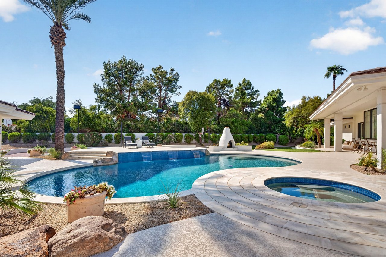 7272 N 71ST Street