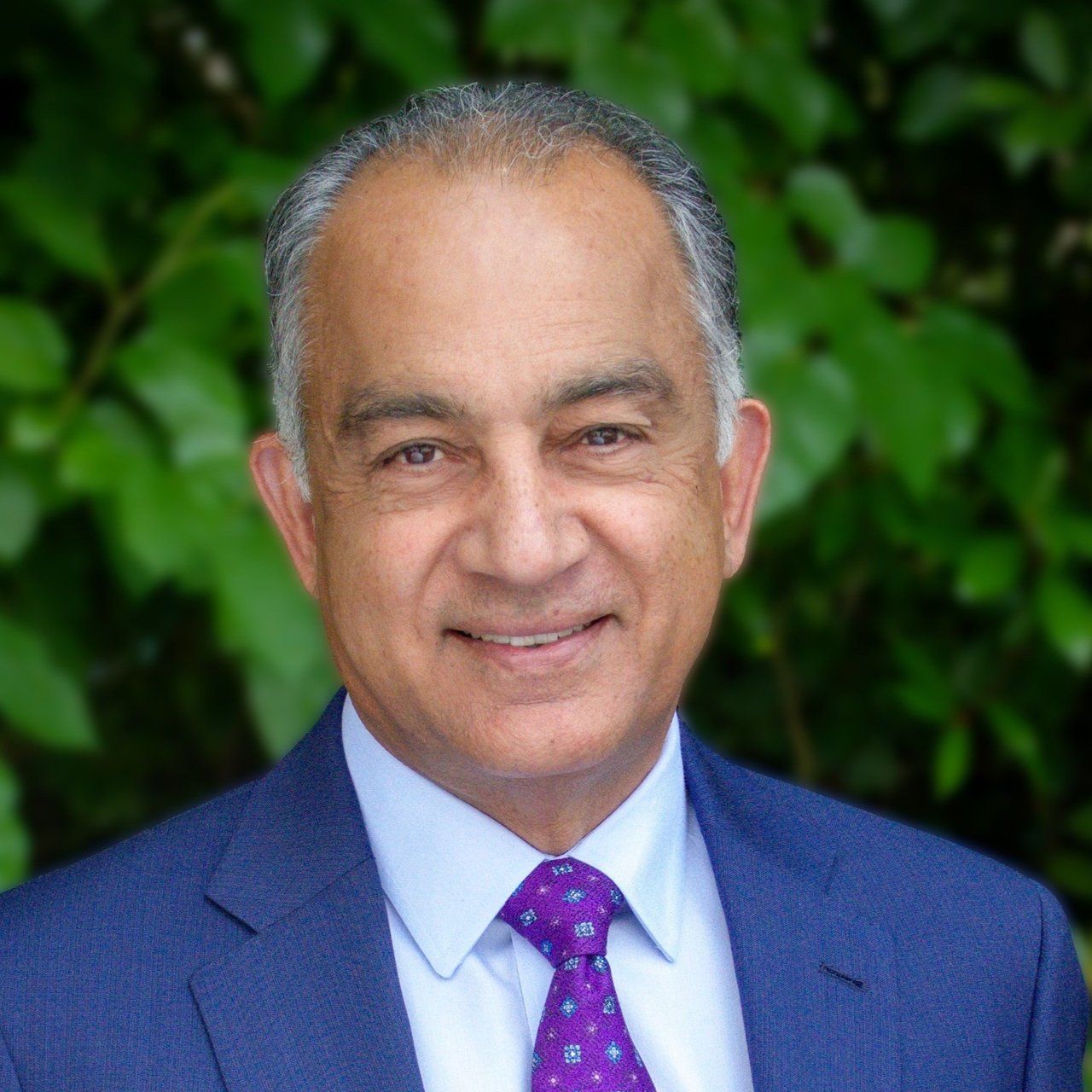Hadi Atri Charlotte, NC Real Estate Agent Headshot