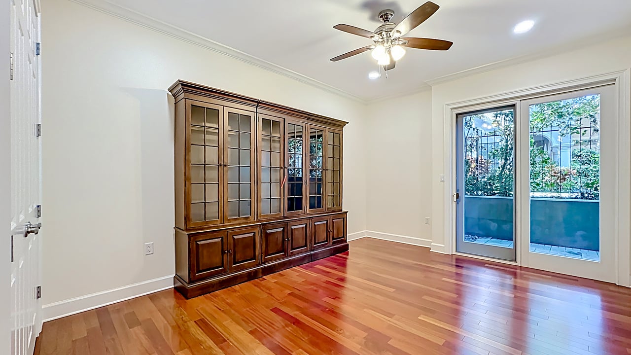 Elegant Lake Virginia Residence in Winter Park's Perle du Lac