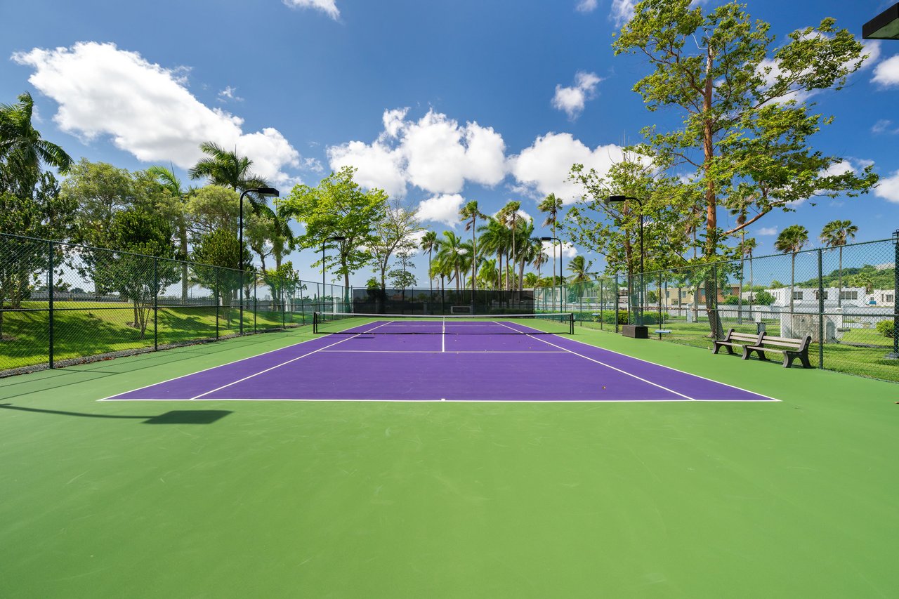 Urb. Estancias Reales | Guaynabo, P.R.