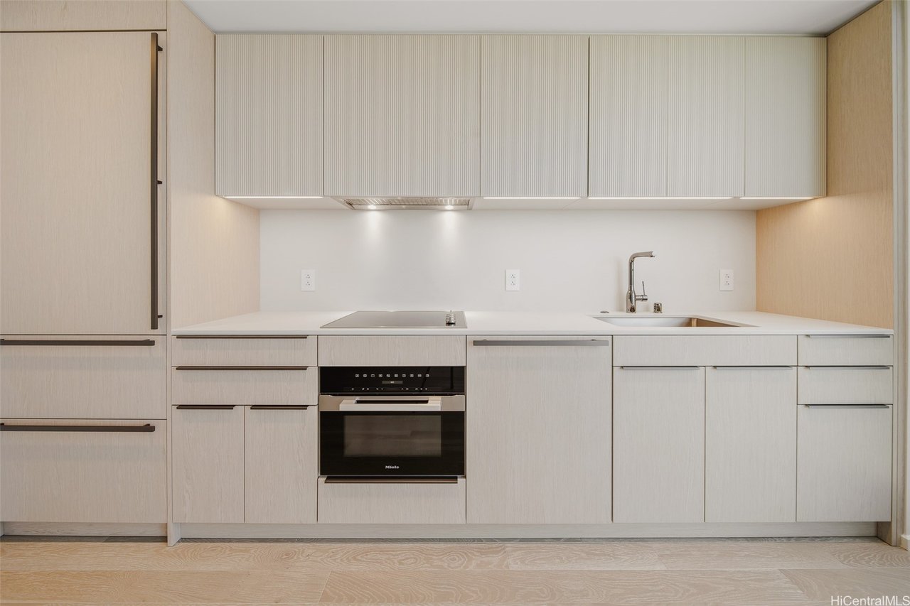333 Ward Avenue #1908