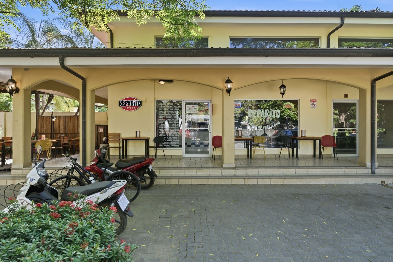 Reparito House | Turnkey Restaurant & Commercial Property for Sale