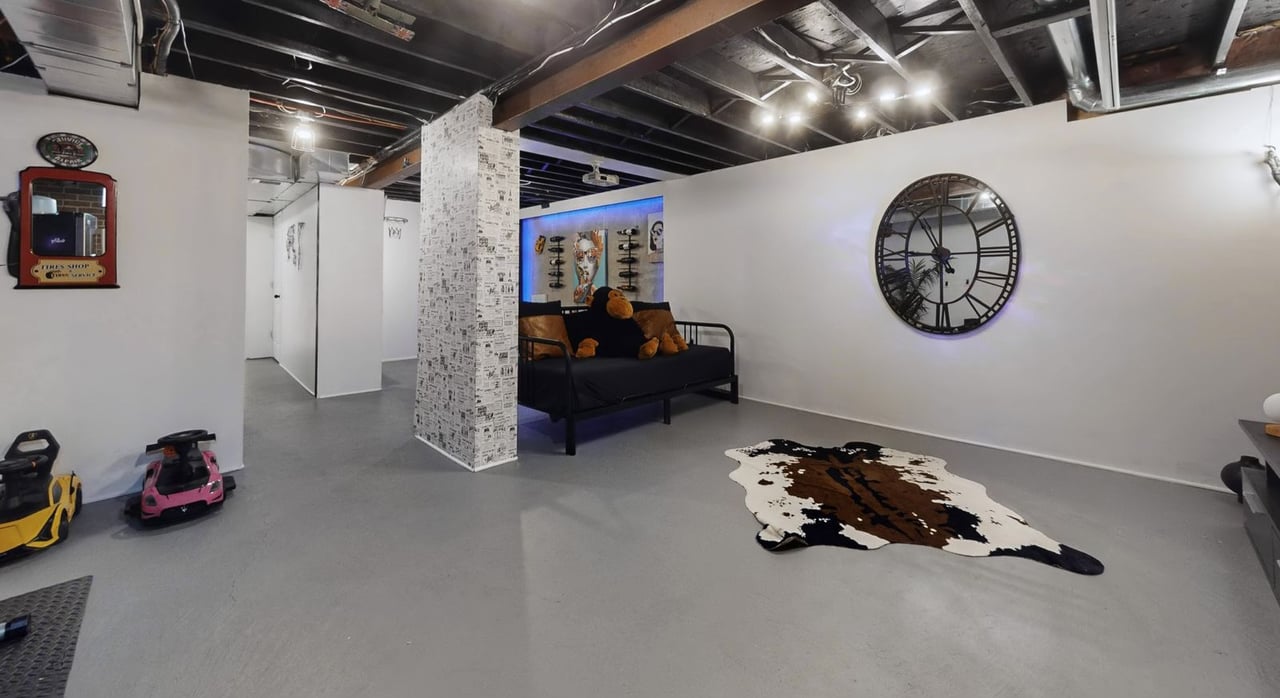 727 Vellore Park Avenue