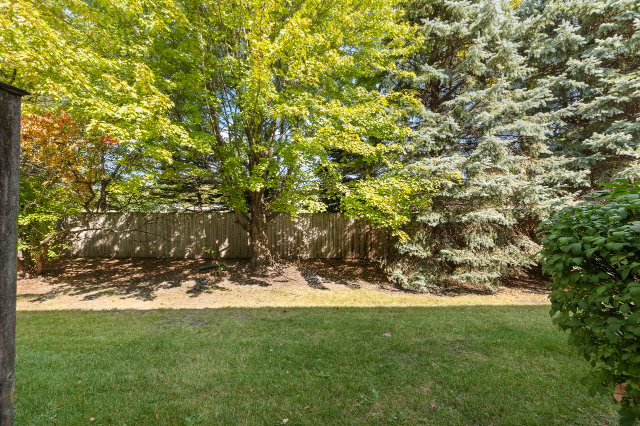 2911 Dearborn Court