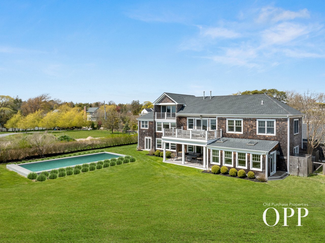Waterview Getaway for the Ultimate Paddler