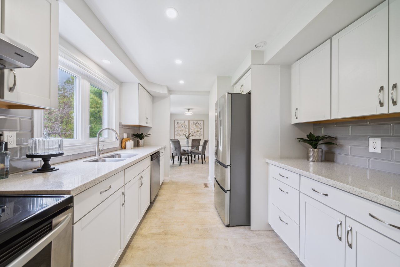 150 Orchard Heights
