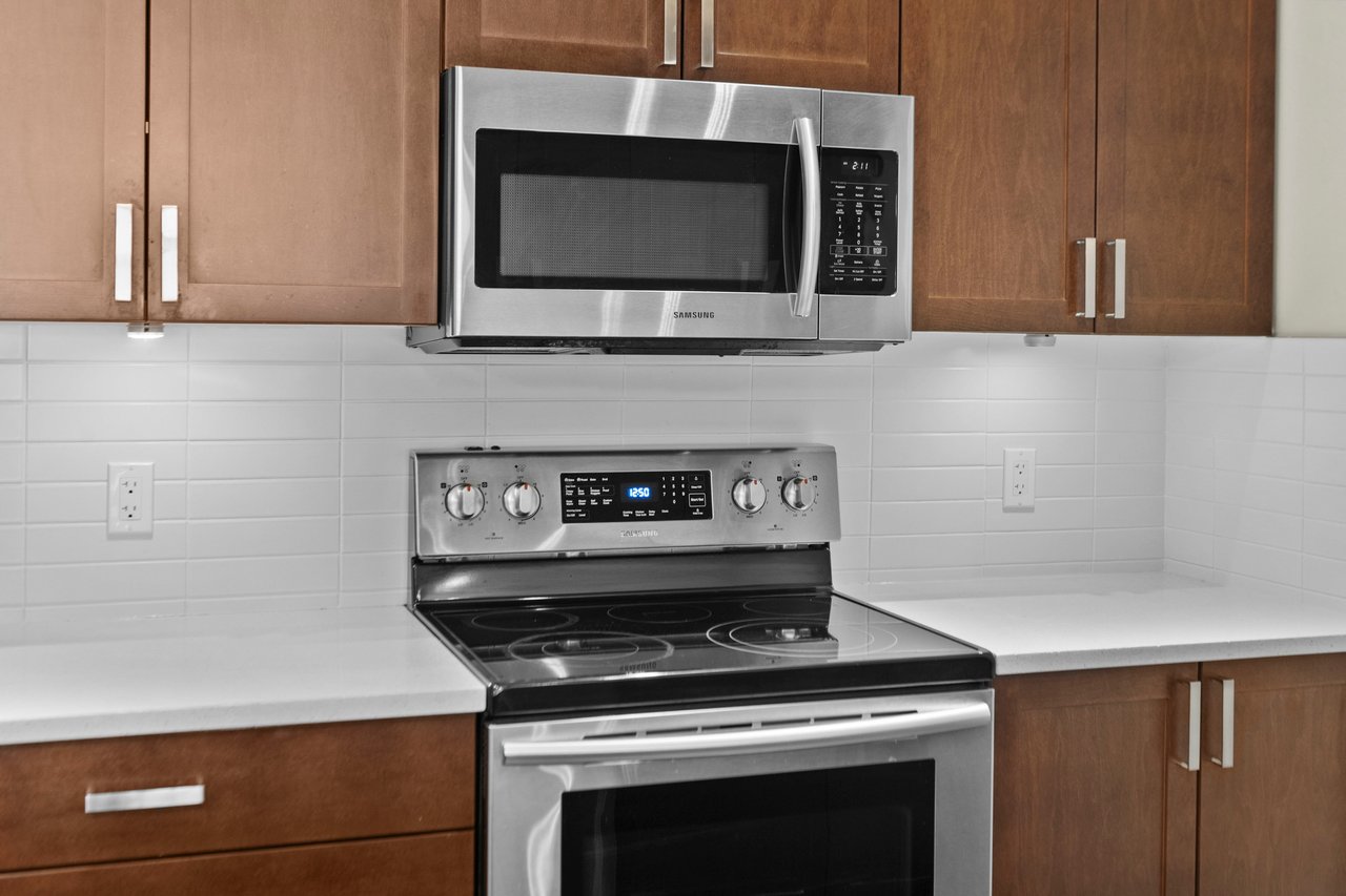 22 Auburn Bay Link SE Unit: 306