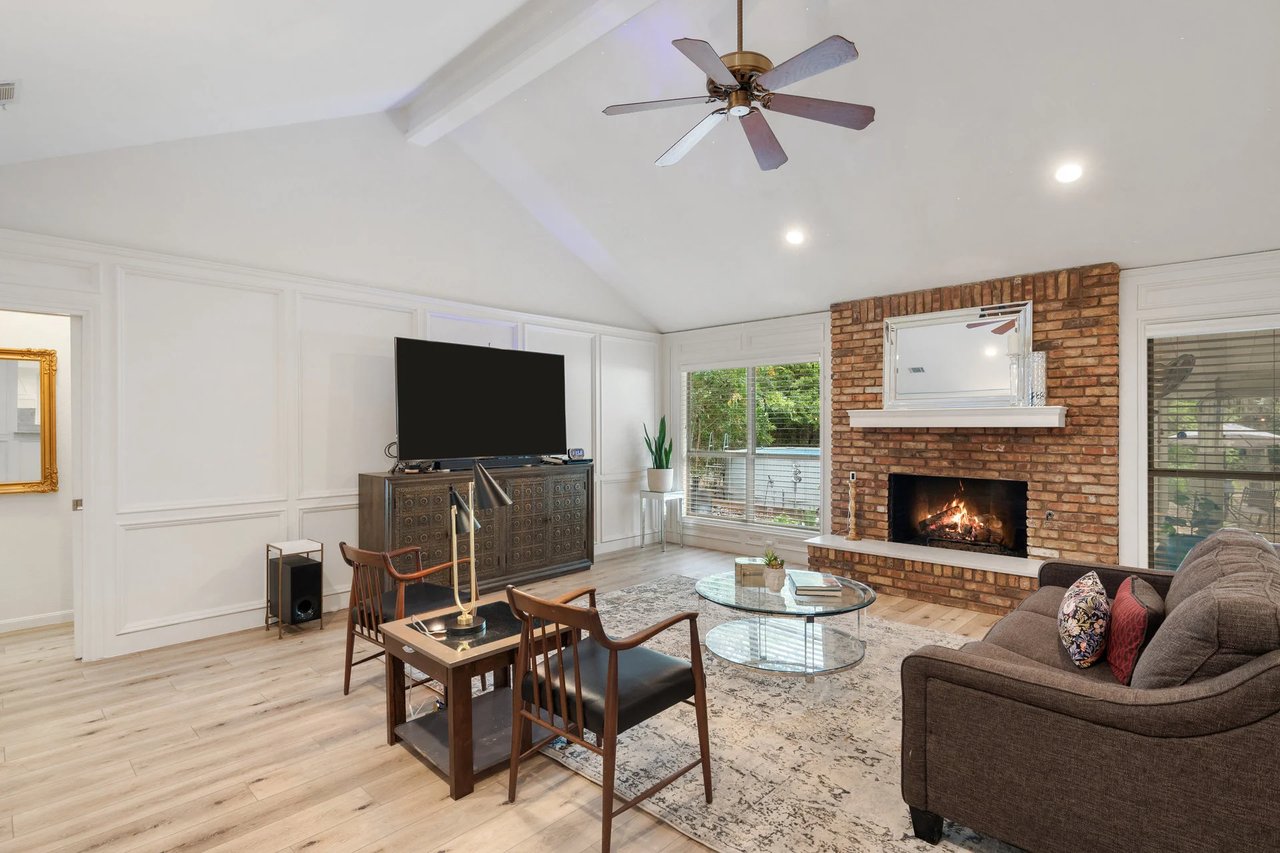1709 Crested Butte Dr - Westlake Hills Single-Story Legacy Estate on Half-Acre