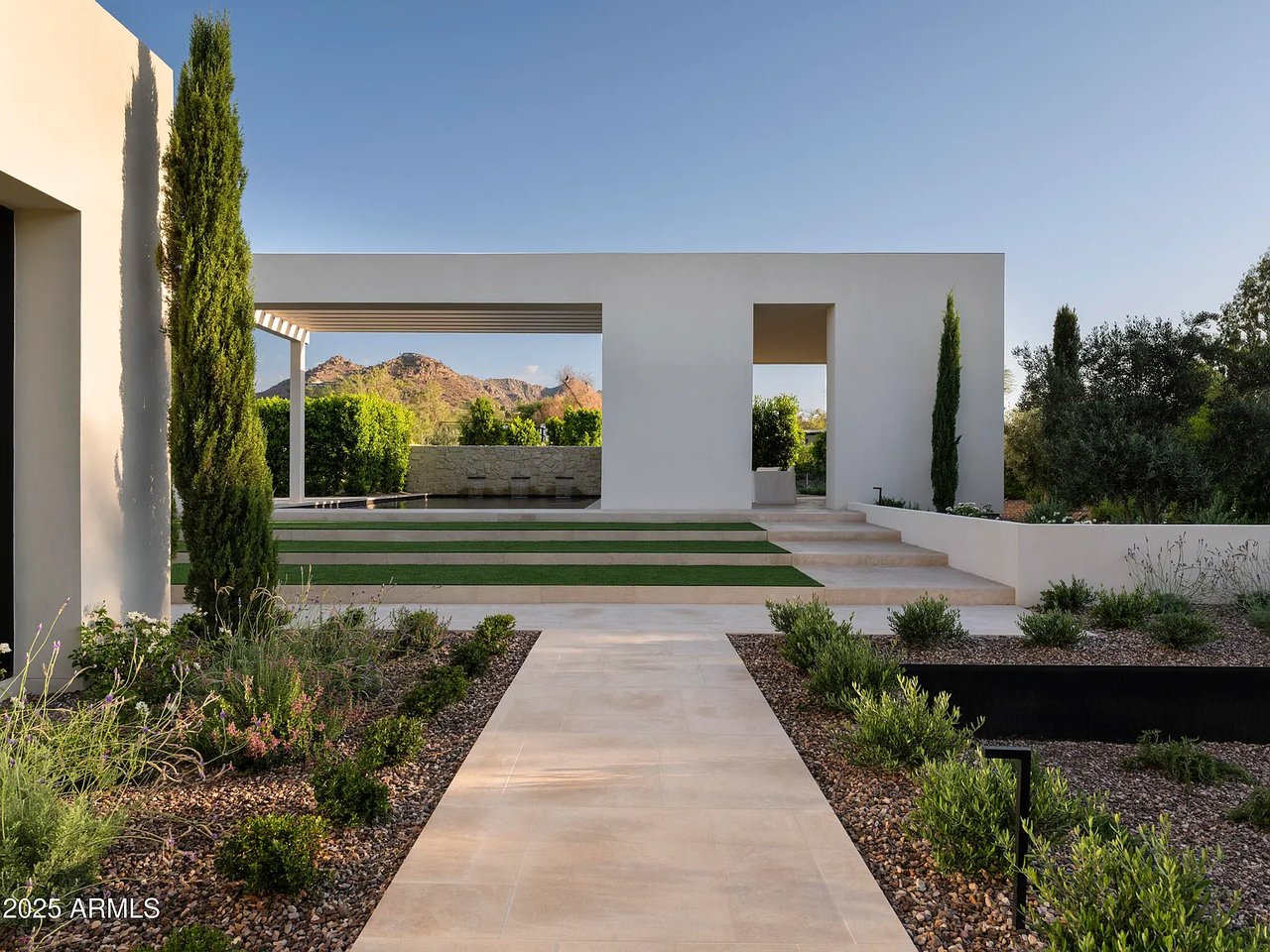 4510 E Maderos Del Cuenta Dr