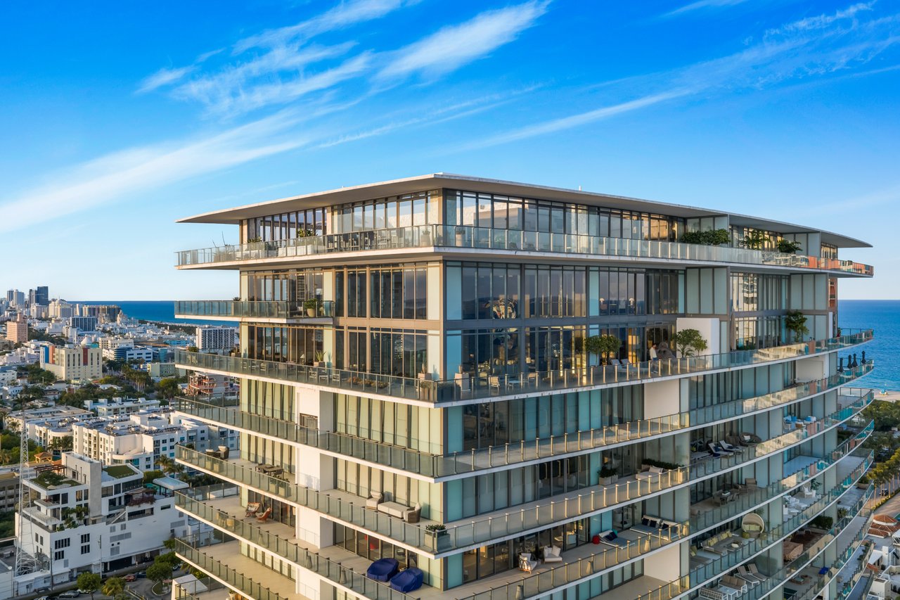 Apogee Penthouse