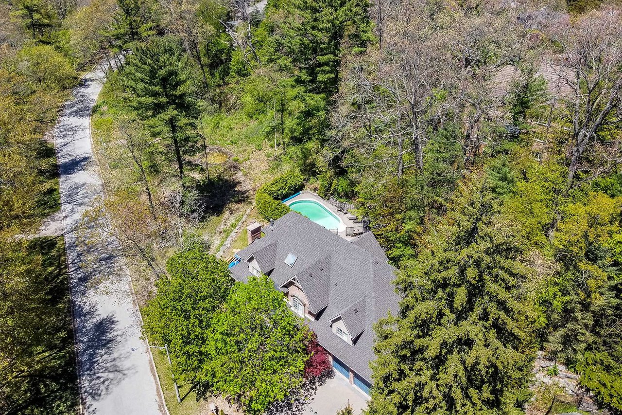 2045 Heartwood Crt