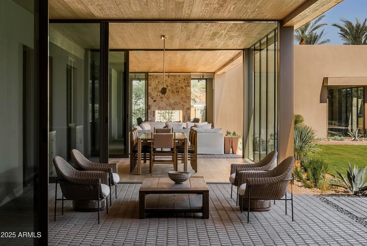 8631 N AVENIDA DEL SOL