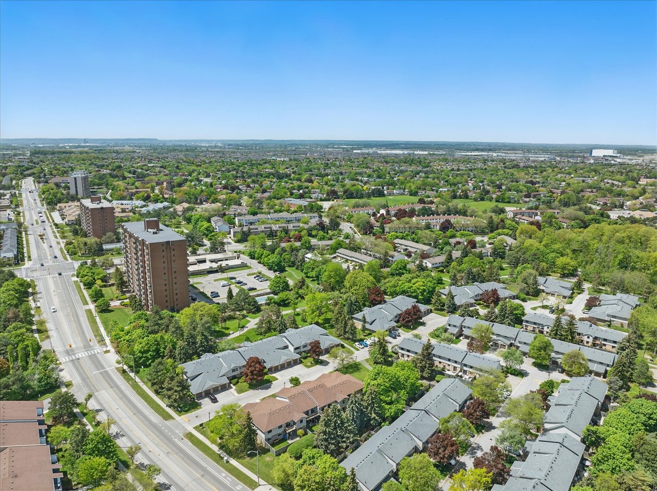 43-2701 Aquitaine Ave 