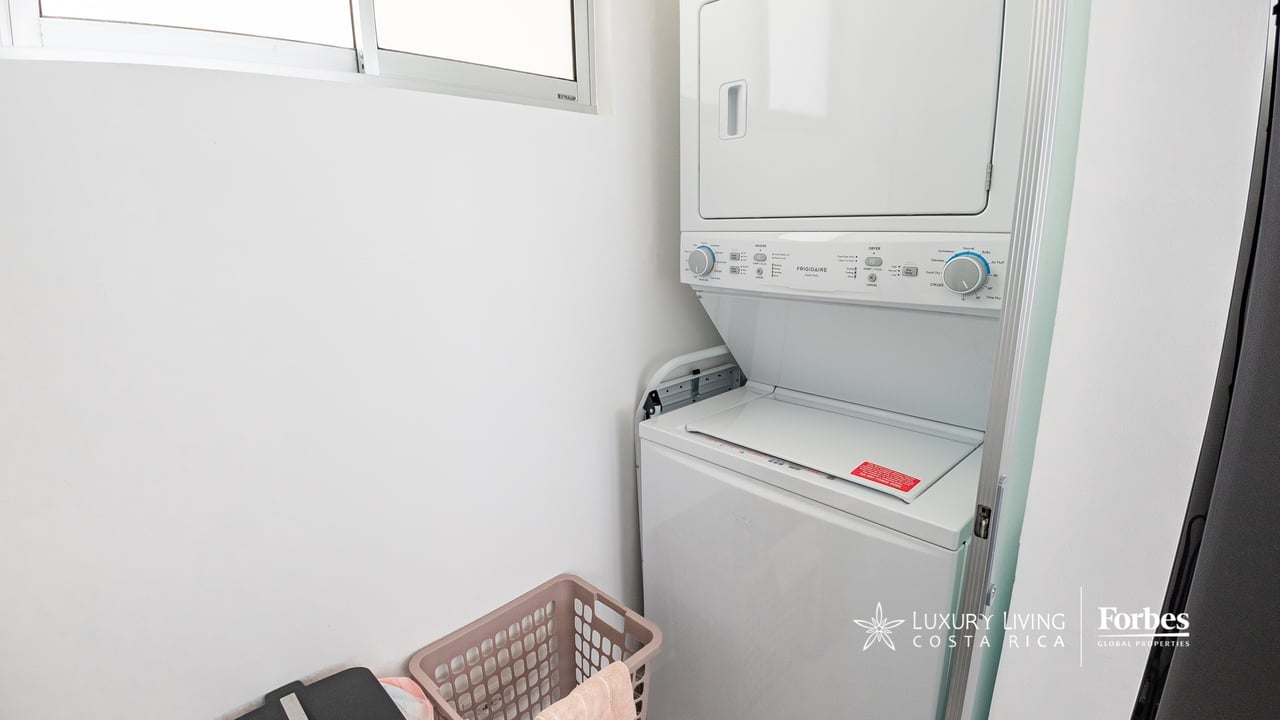 21565 - Corner house with 3 furnished bedrooms, a patio, in Cariari