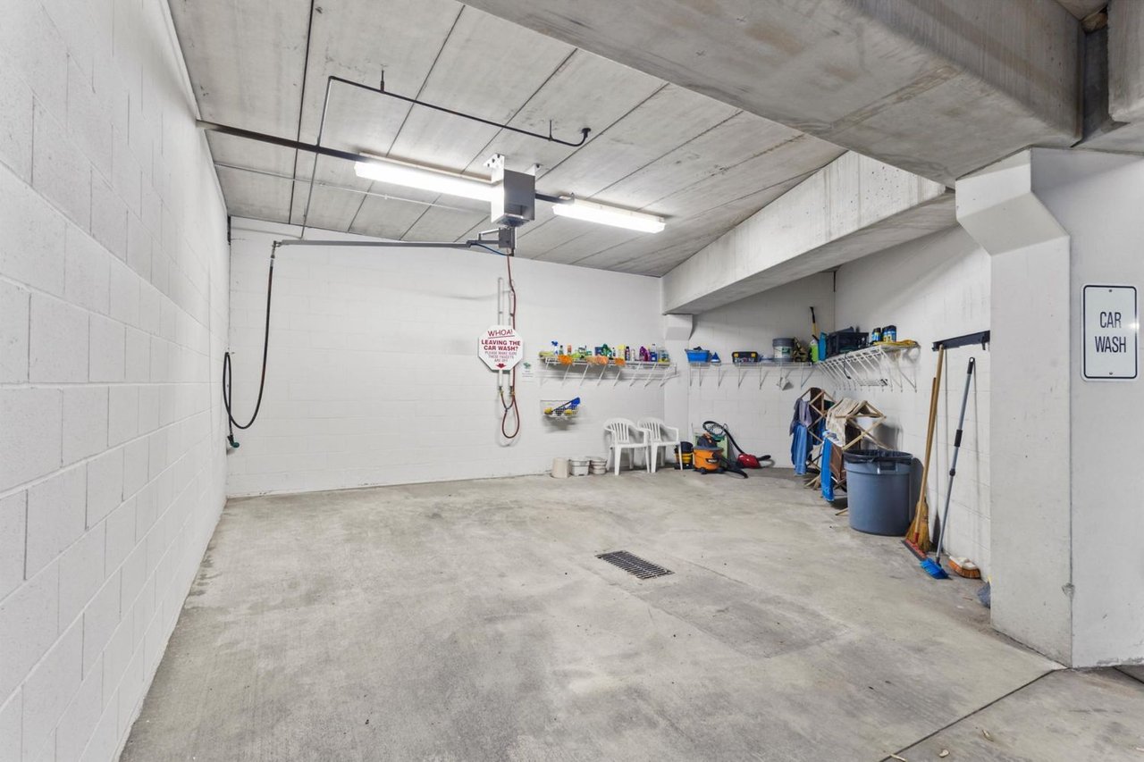 7100 Metro Blvd #116