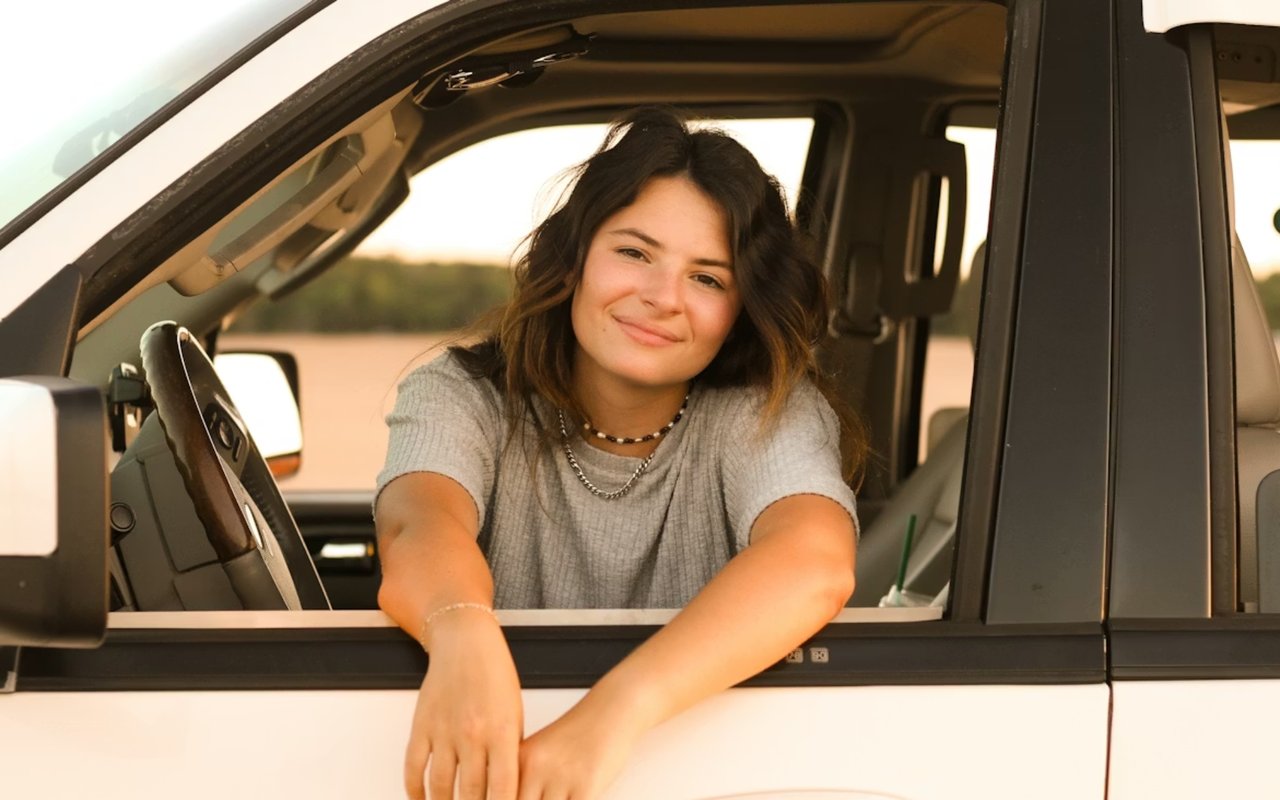 Location vs. Lifestyle: How Commute and Travel Access Affect Home Value