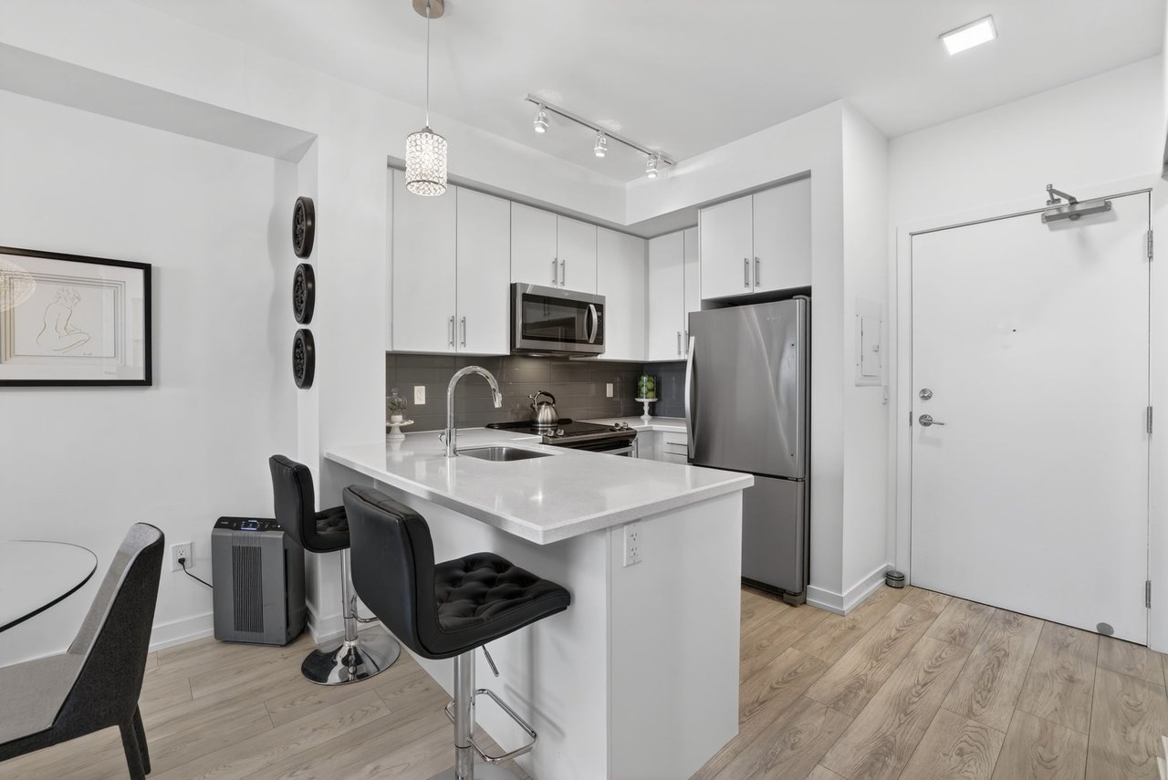 #246 - 555 William Graham Drive
