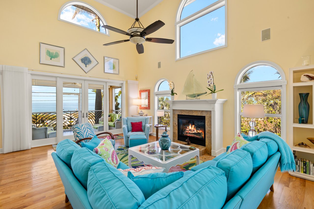 15899 Captiva DR