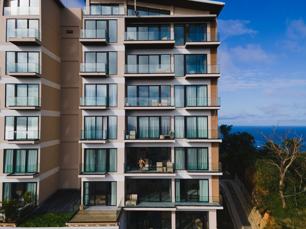 Arihini, Condo 303