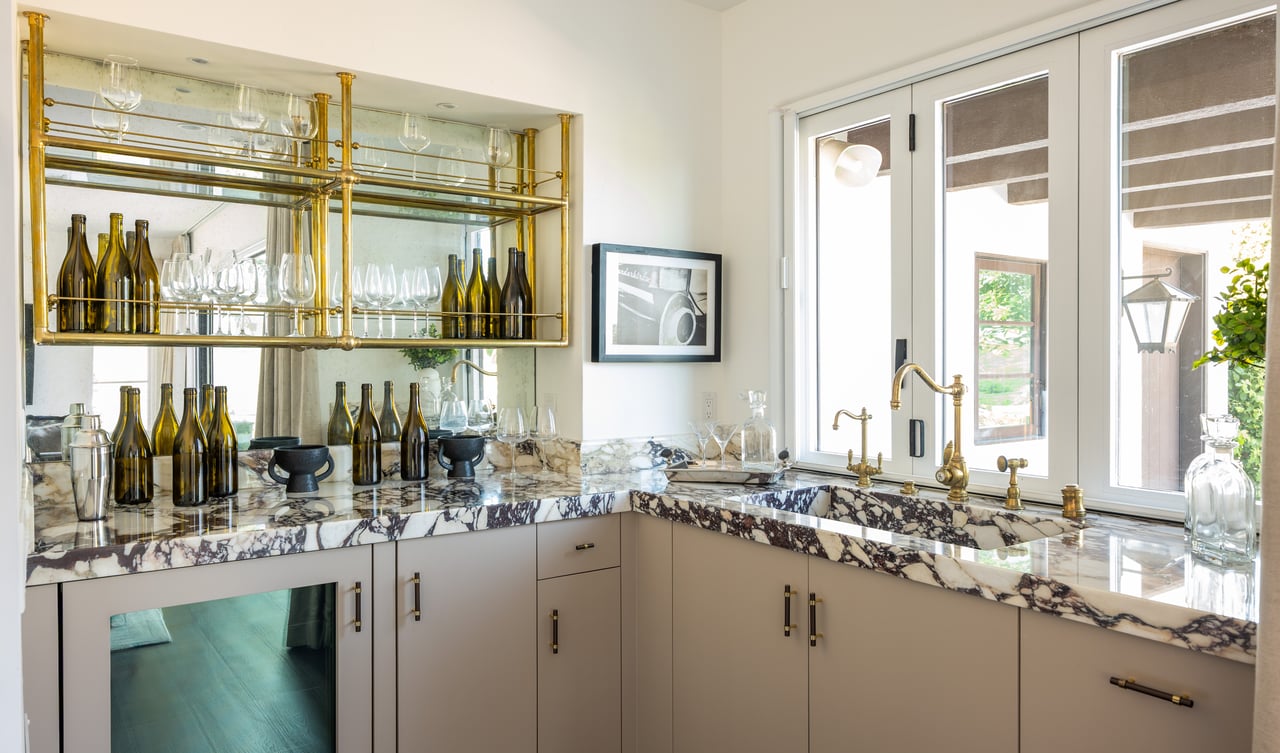 3922 Glenridge Dr, Sherman Oaks 