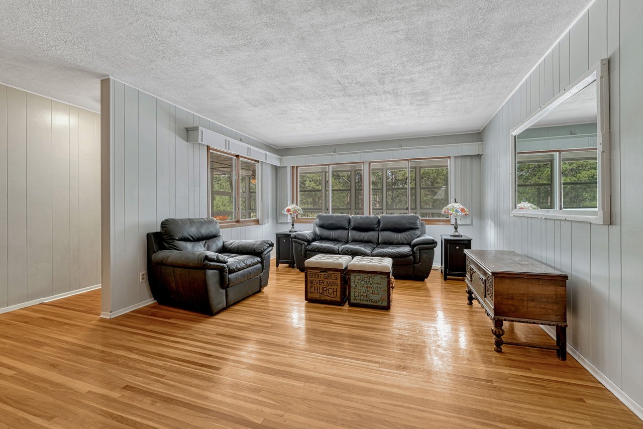 9950 Pine Park Trail