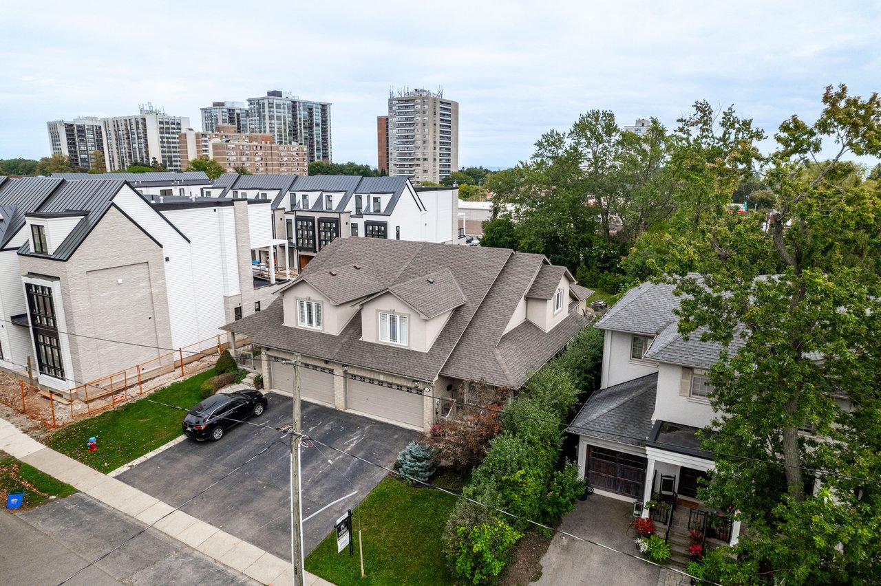 2304 Sovereign Street, Oakville