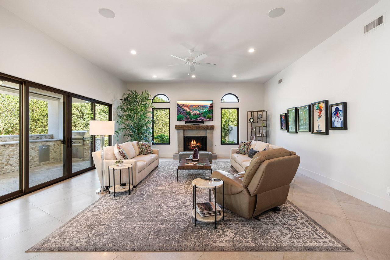 6600 N CARDINAL Drive