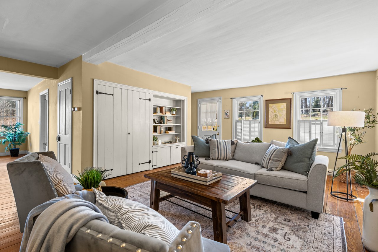 2016 Stonesthrow Road