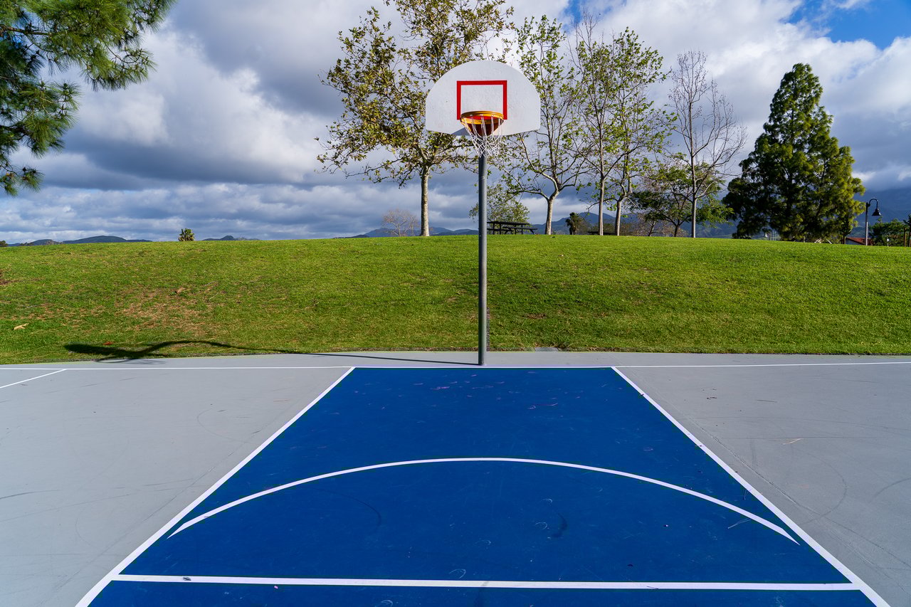 21865 Jinetes, Mission Viejo, CA 92691