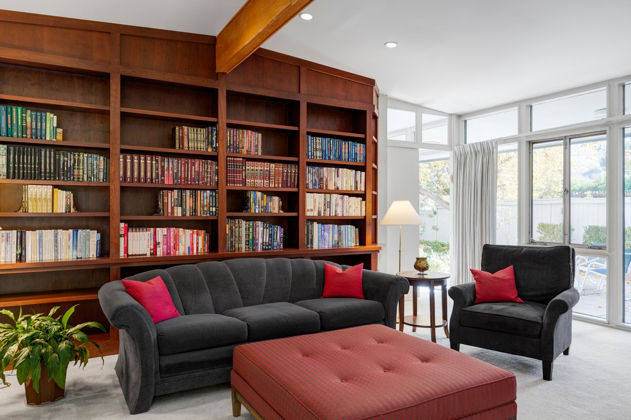 The Lipstein House